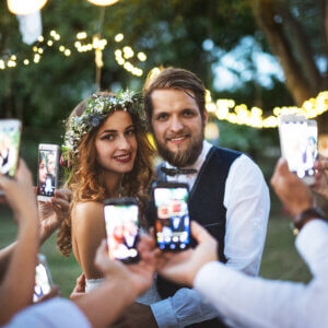 Attending a Wedding? Don’t Make These Social Media Mistakes