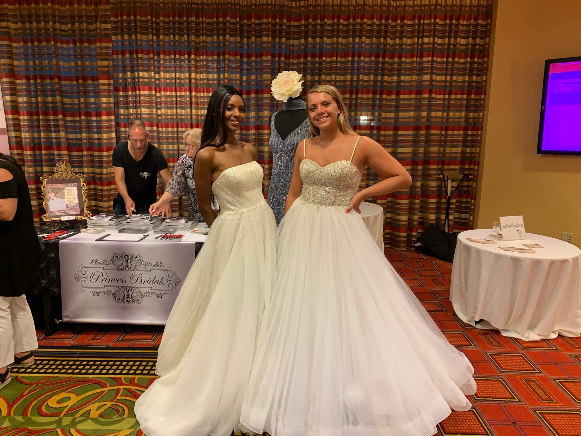 6 Reasons You Should Go to a Bridal Expo