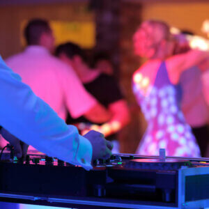 27 of the Best Long Island DJs