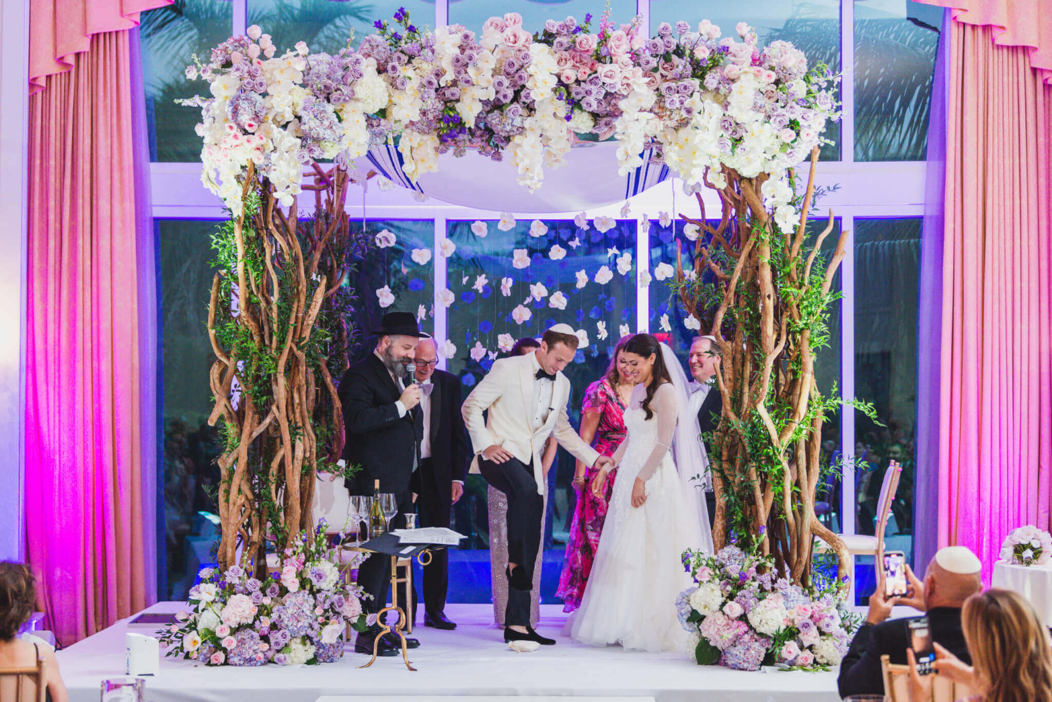 How To Make A Small Wedding Guest List