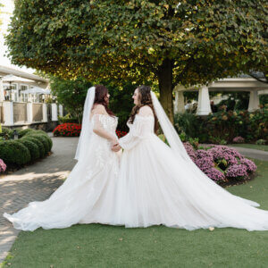 Mesdames June: The Little Things That Went a Long Way on These BOLIs Wedding Day