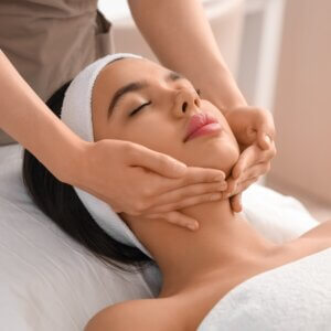 5 of the Best Places for Bridal Beauty Prep in Nassau County