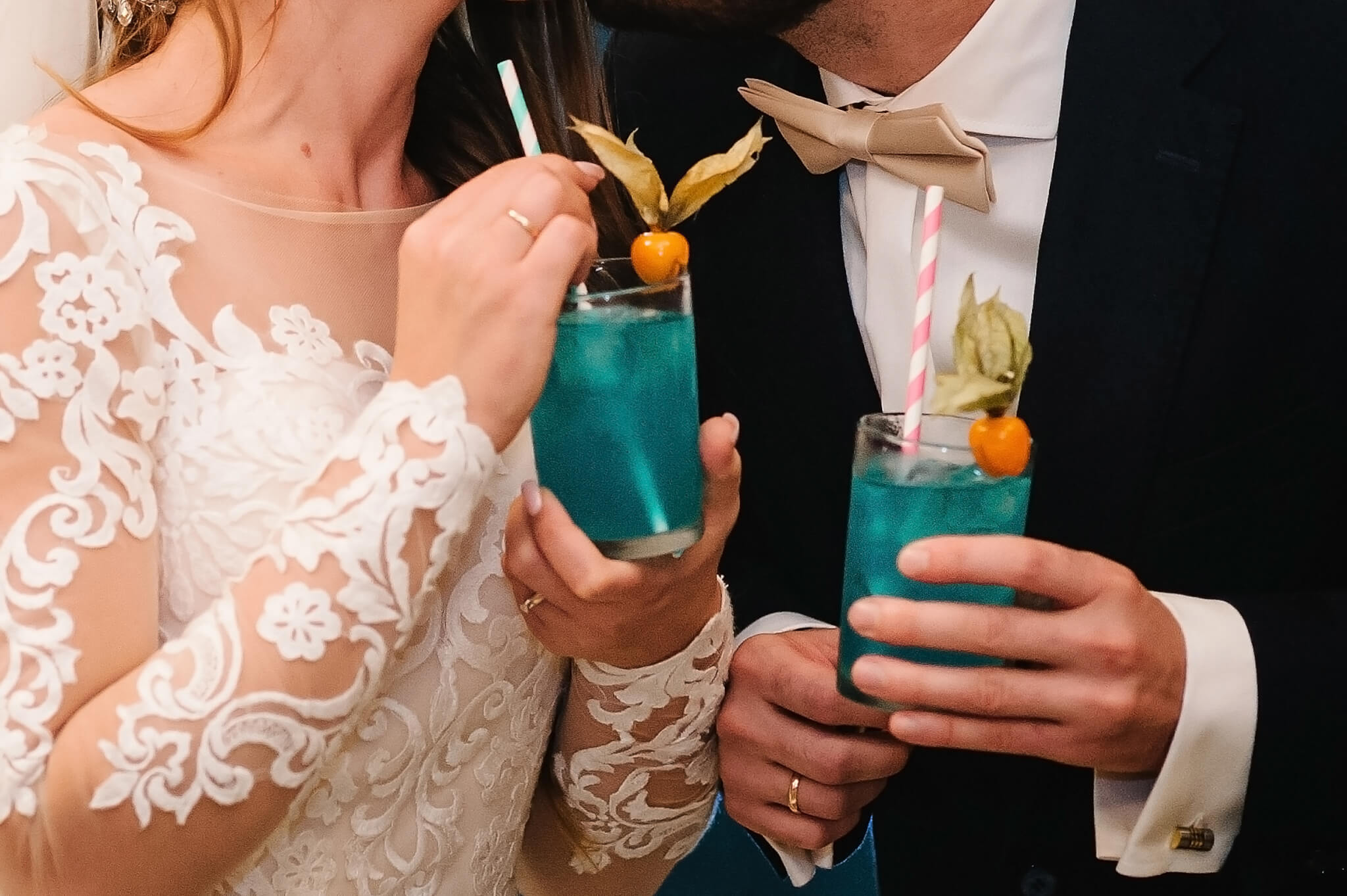 How to Drink Responsibly at a Wedding