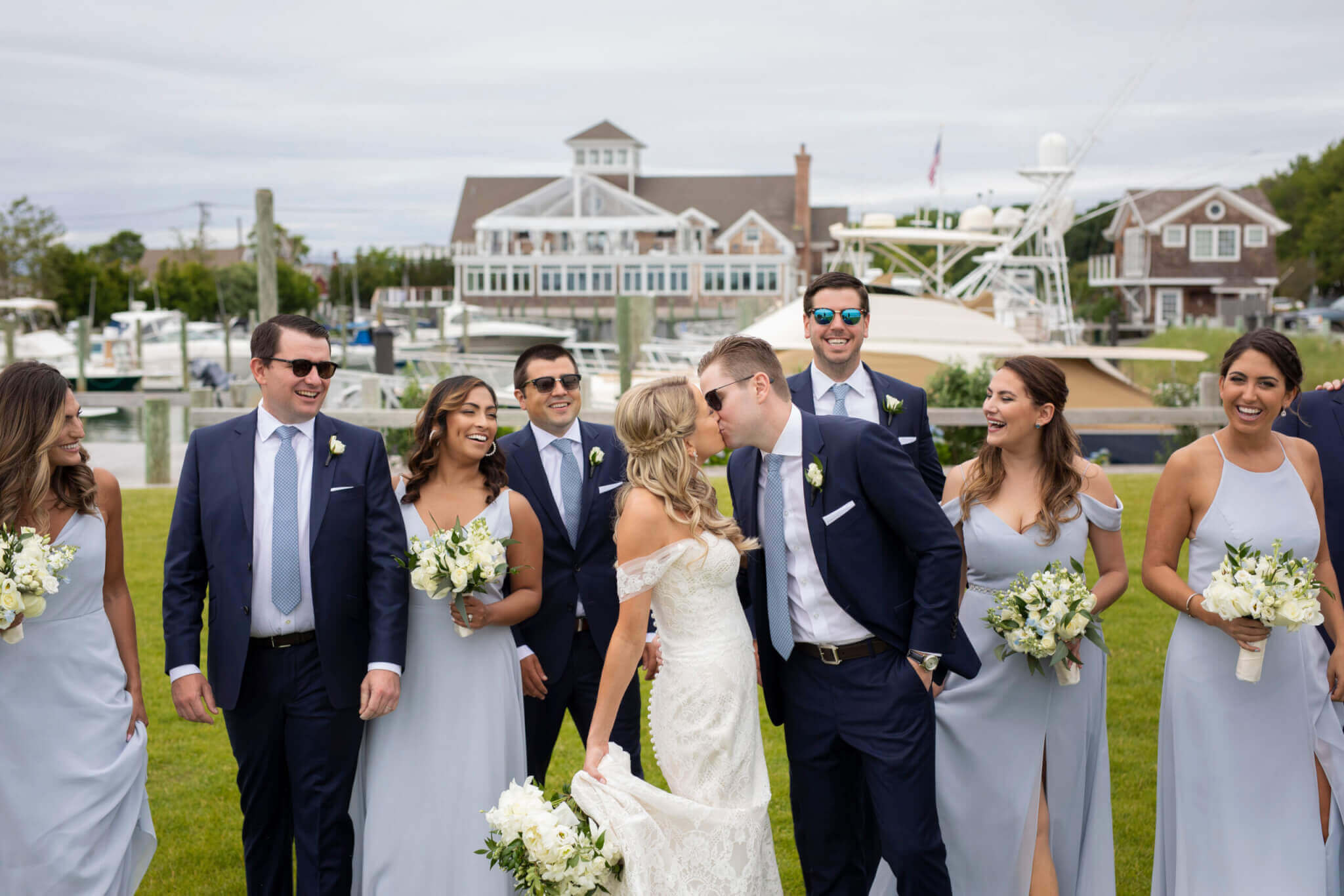 How to Find Vendors for Your Wedding