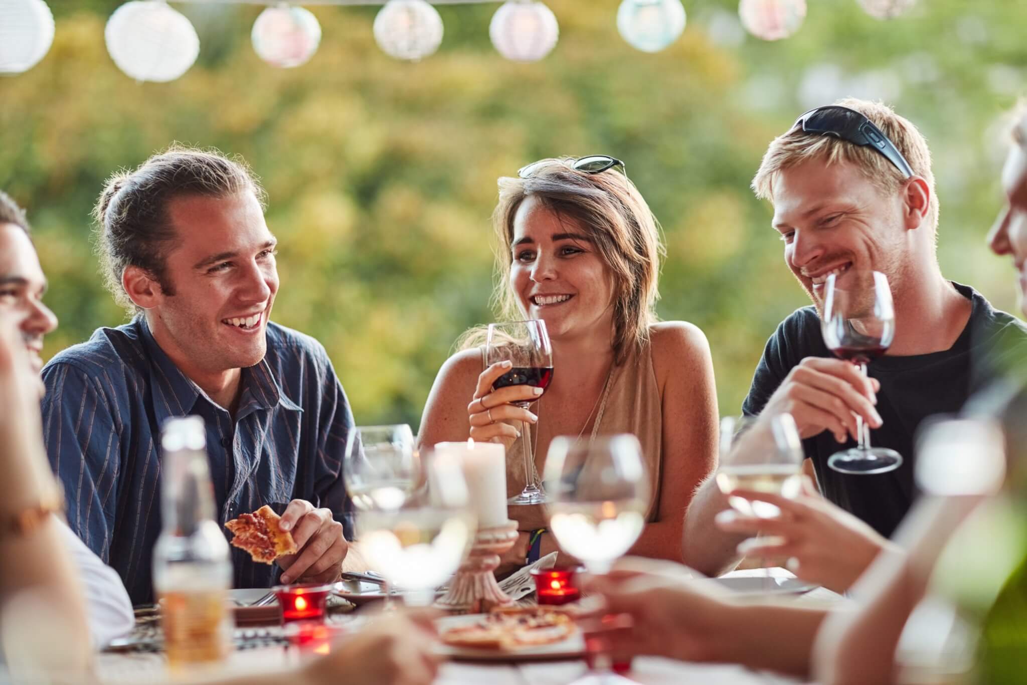 Welcome Party vs. Rehearsal Dinner: Which Should You Choose?